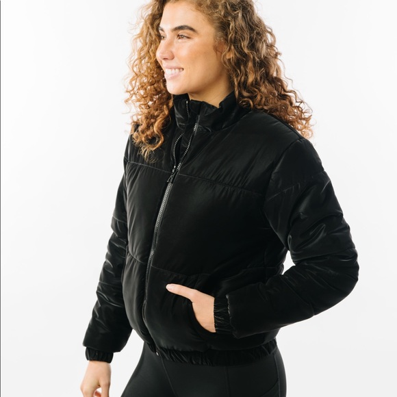 ZYIA Jackets & Blazers - 🌙 Zyia Charmonix Obsidian Velvet Puffy Coat. Size Large. Fits small. EUC.